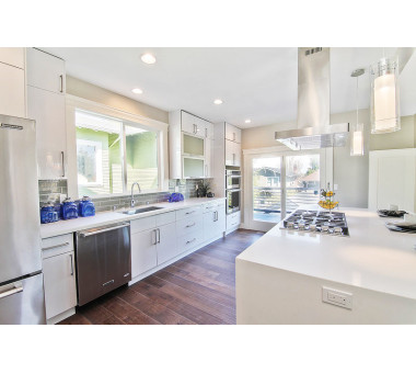 Z-Series Brilliant White Glossy